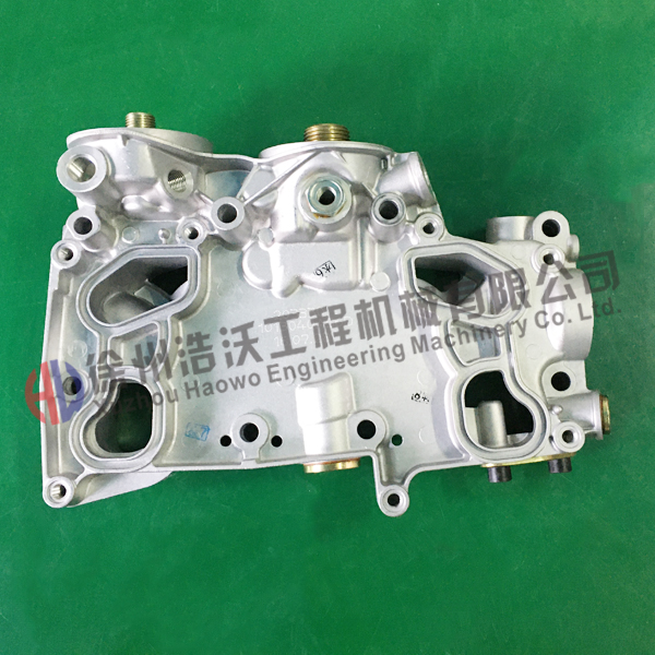 沃爾沃挖掘機(jī)配件 機(jī)油散熱器座21099784